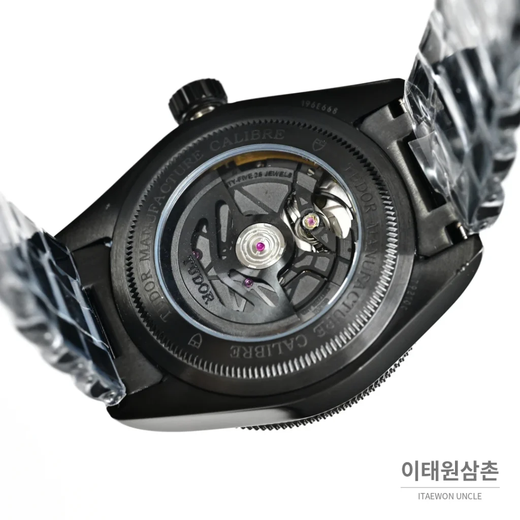 튜더 블랙베이 세라믹 블랙다이얼 오토매틱 워치 41mm