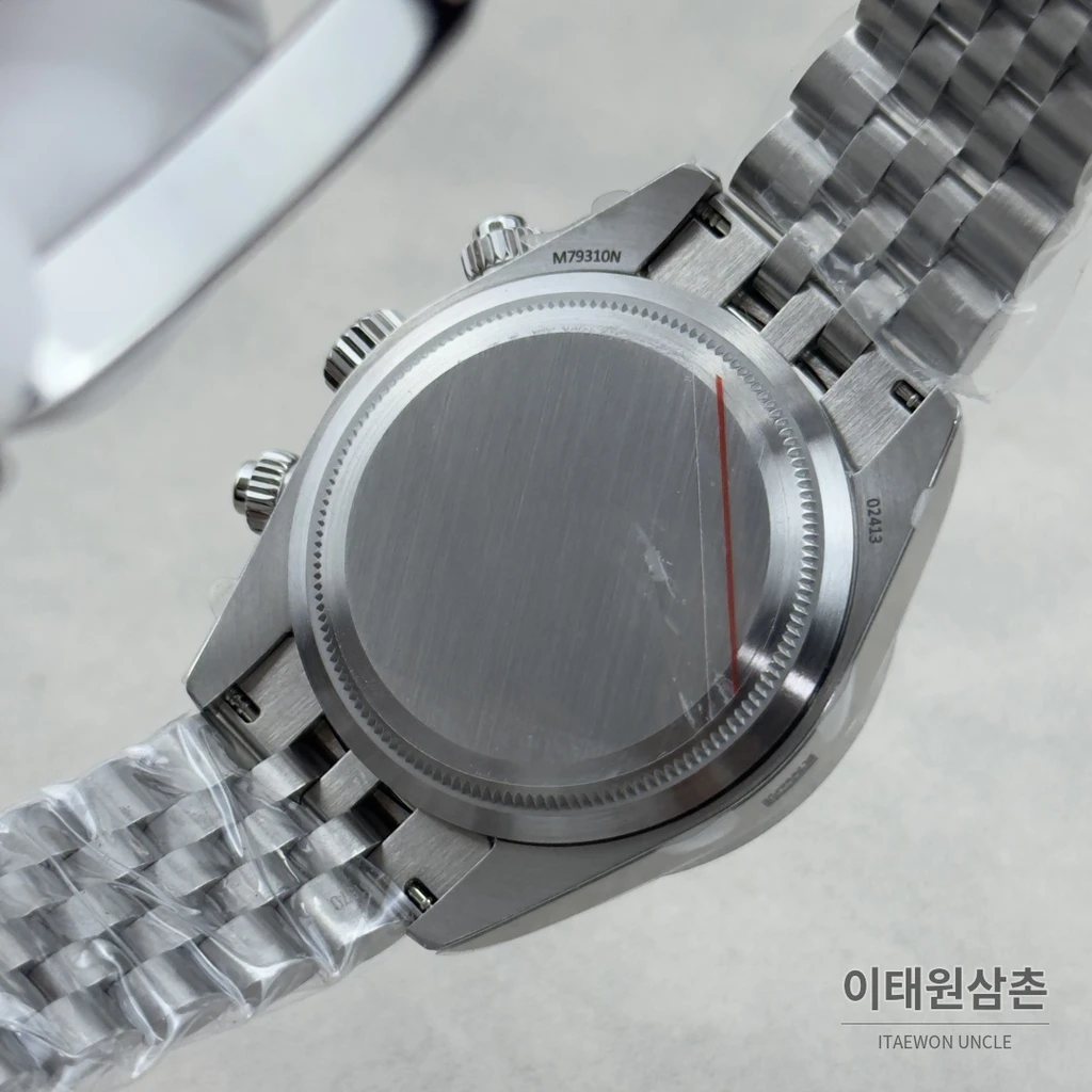 튜더 블랙베이 크로노 범블비 옐로우다이얼 주빌리 오토매틱 39mm
