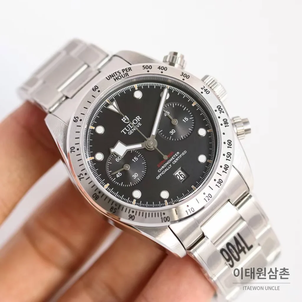 튜더 블랙베이 크로노 스틸 골드 블랙다이얼 크로노그래프 오토매틱 41mm M79363N 스틸 브레이슬릿