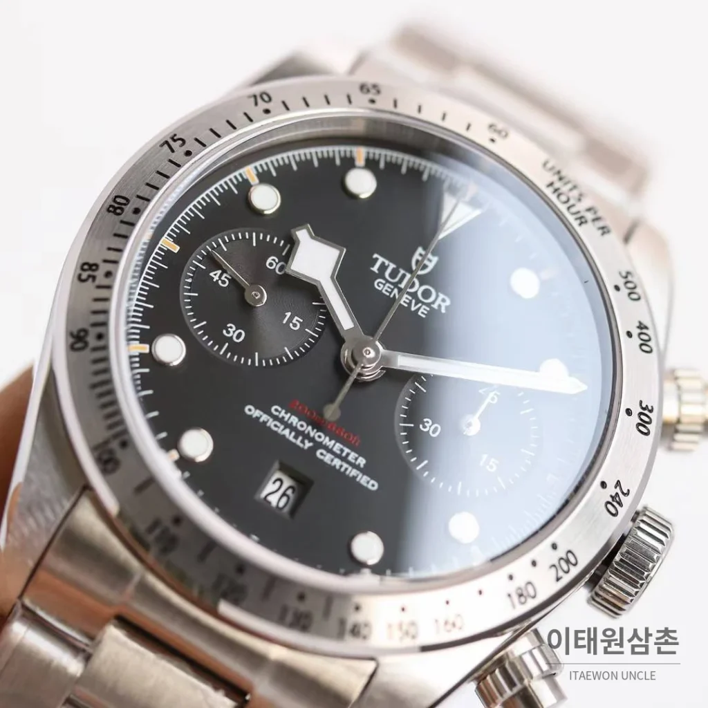 튜더 블랙베이 크로노 스틸 골드 블랙다이얼 크로노그래프 오토매틱 41mm M79363N 스틸 브레이슬릿