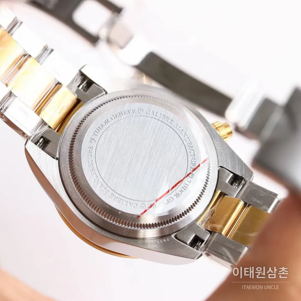 튜더 블랙베이 크로노 스틸 골드 블랙다이얼 크로노그래프 오토매틱 41mm M79363N 투톤 브레이슬릿 블랙 베젤