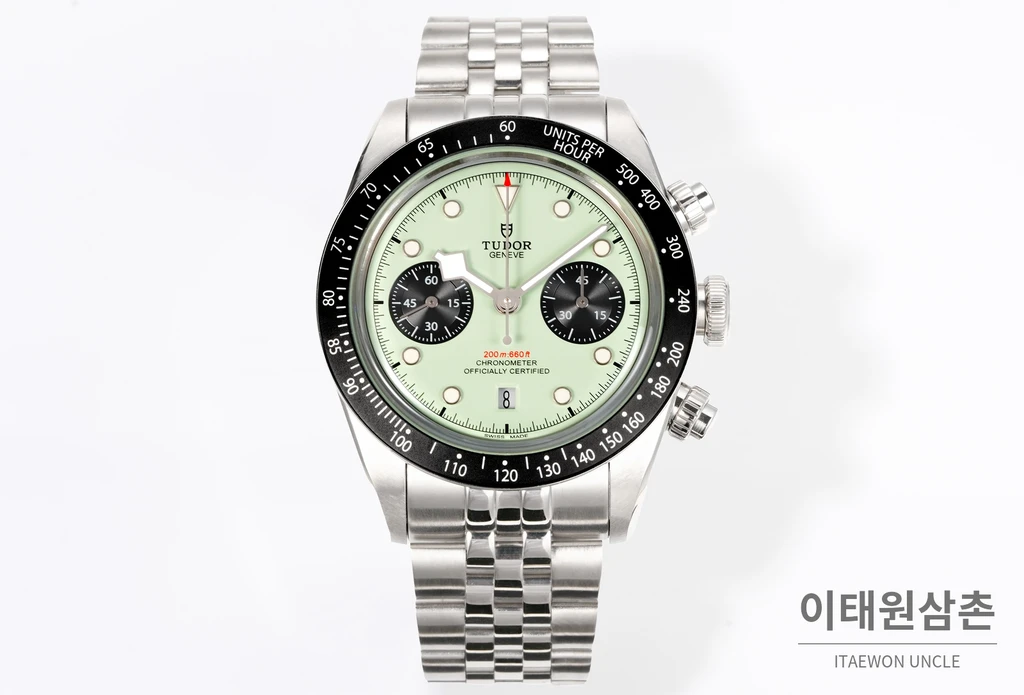 튜더 블랙베이 크로노 스틸 민트 그린 다이얼 오토매틱 41mm