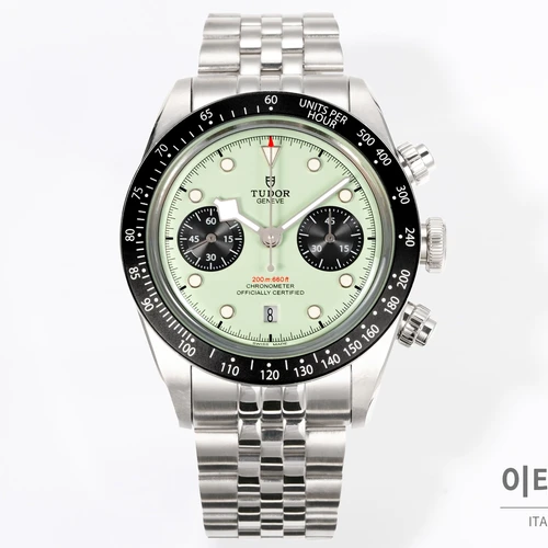튜더 블랙베이 크로노 스틸 민트 그린 다이얼 오토매틱 41mm