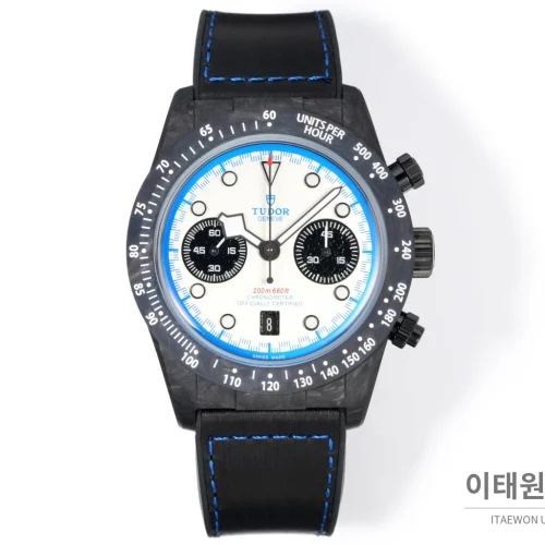 튜더 비완 크로노그래프 오토매틱 42mm (4)