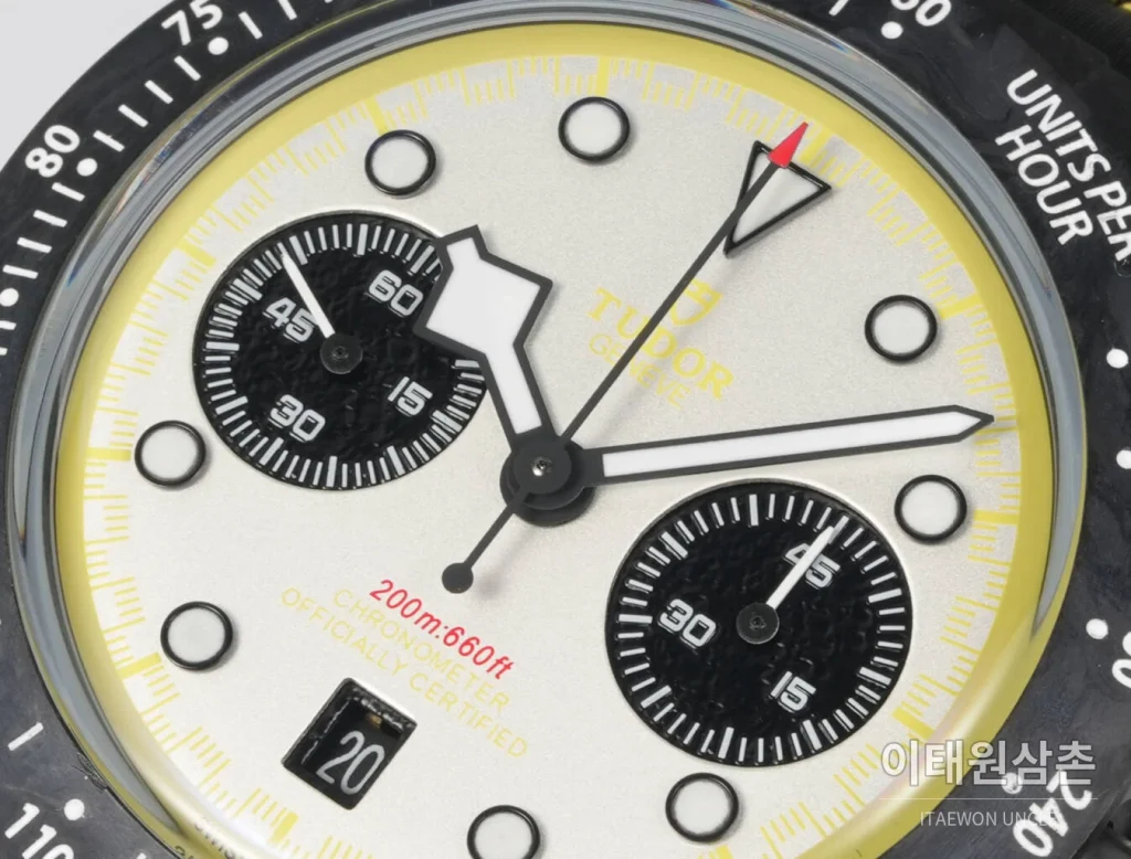 튜더 비완 크로노그래프 오토매틱 42mm (3)