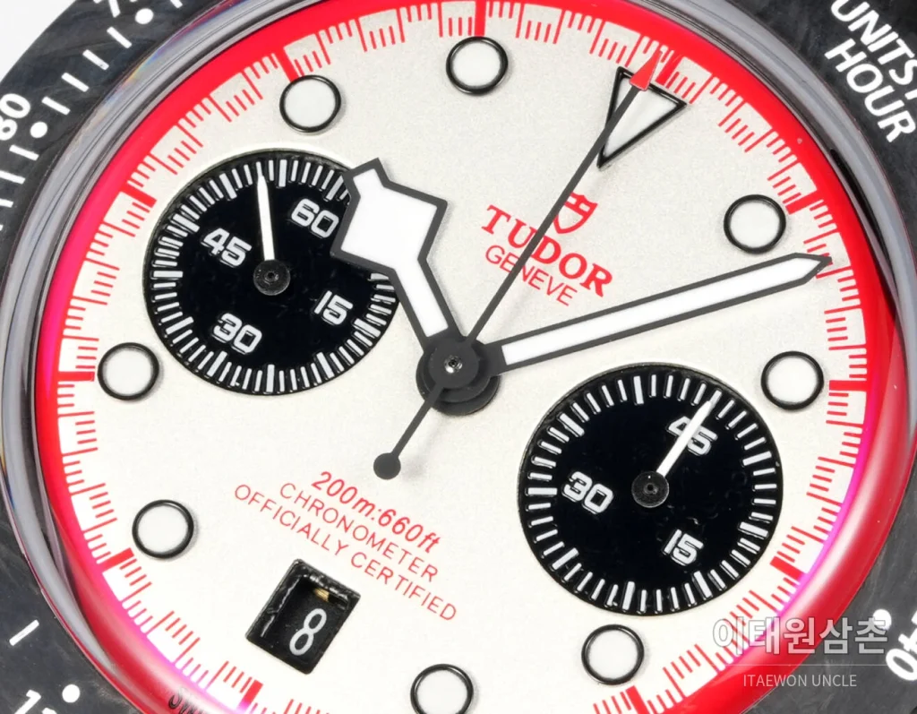 튜더 비완 크로노그래프 오토매틱 42mm (2)