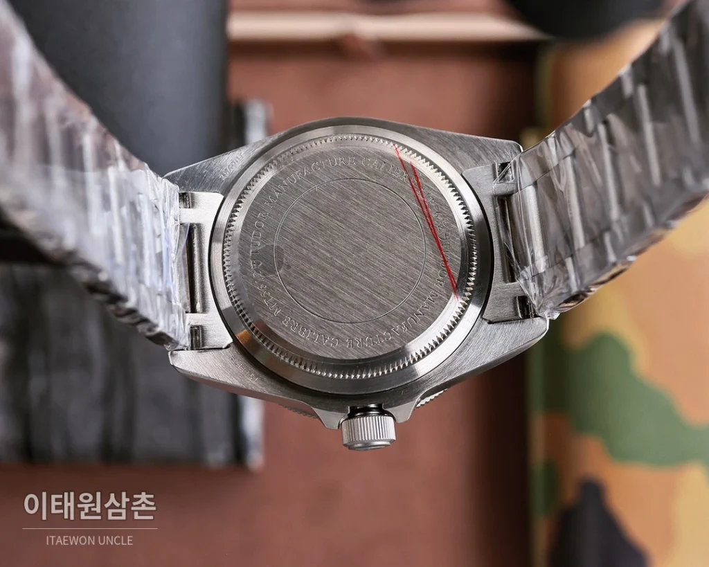 튜더 헤리티지 블랙베이 스틸 브레이슬릿 오토매틱 42mm 블랙 다이얼