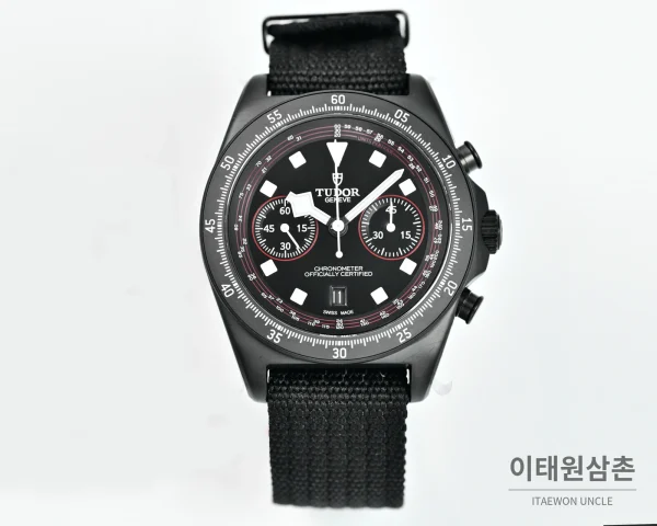 튜더 펠리컨 크로노그래프 오토매틱 43mm 블랙 다이얼 블랙 나일론 스트랩