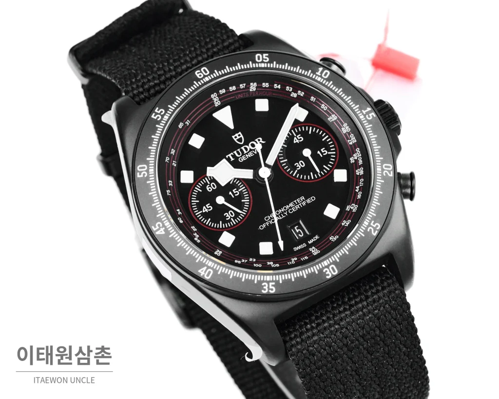 튜더 펠리컨 크로노그래프 오토매틱 43mm 블랙 다이얼 블랙 나일론 스트랩