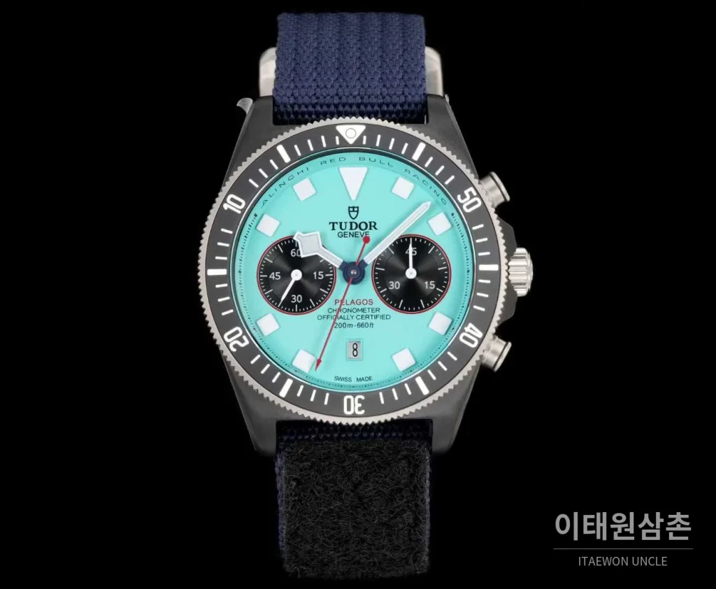 튜더 펠라고스 FXD 카본 블루다이얼 크로노그래프 데이데이트 오토매틱 43mm 네이비 나일론 스트랩 그레이 베젤 (2)