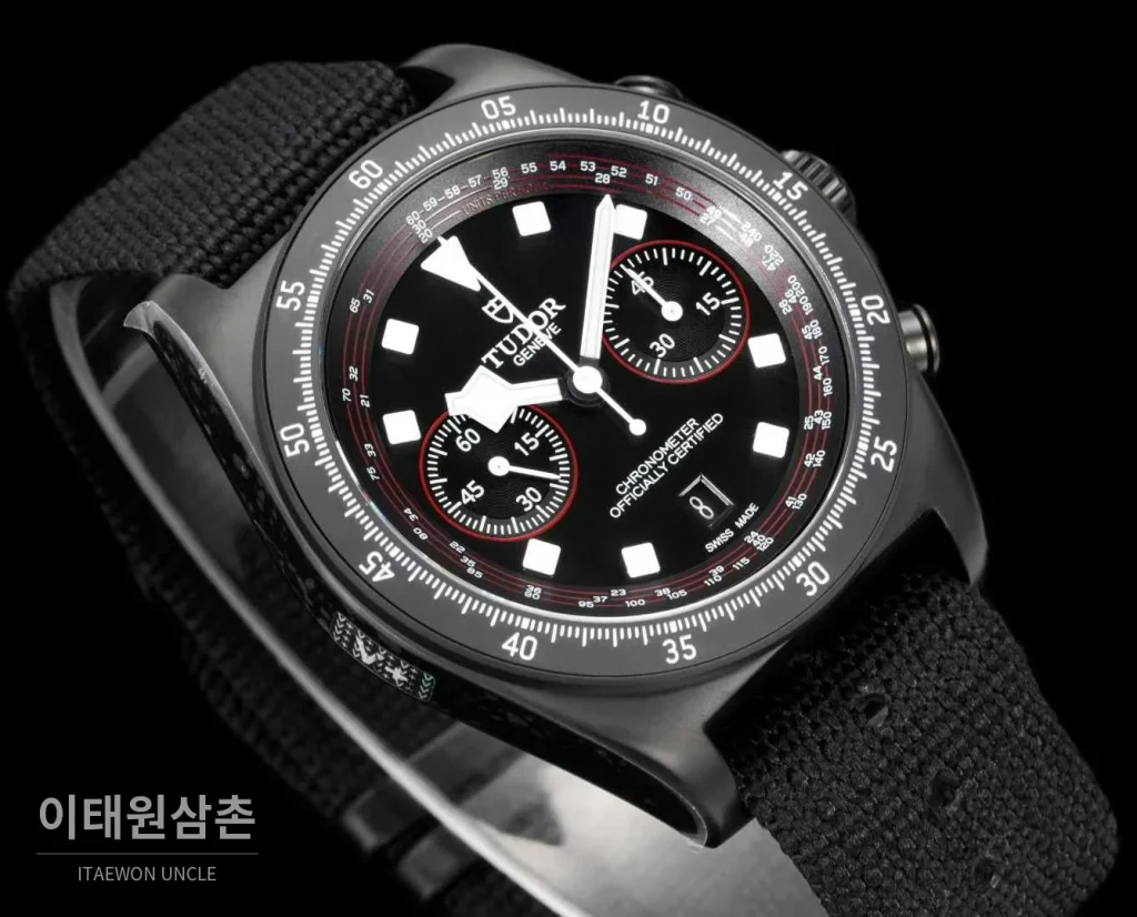 튜더 펠라고스 FXD 크로노그래프 컬러다이얼 야광 오토매틱 43mm 블랙 나일론 스트랩 (2)