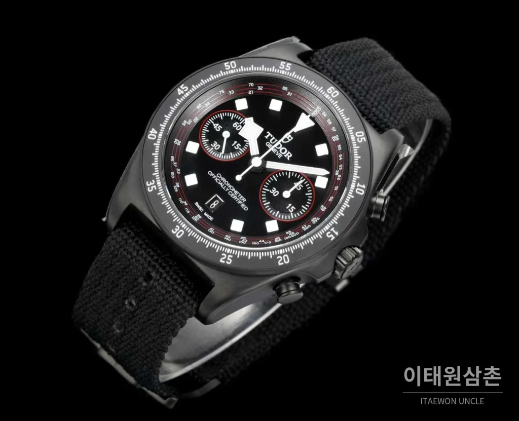 튜더 펠라고스 FXD 크로노그래프 컬러다이얼 야광 오토매틱 43mm 블랙 나일론 스트랩 (2)