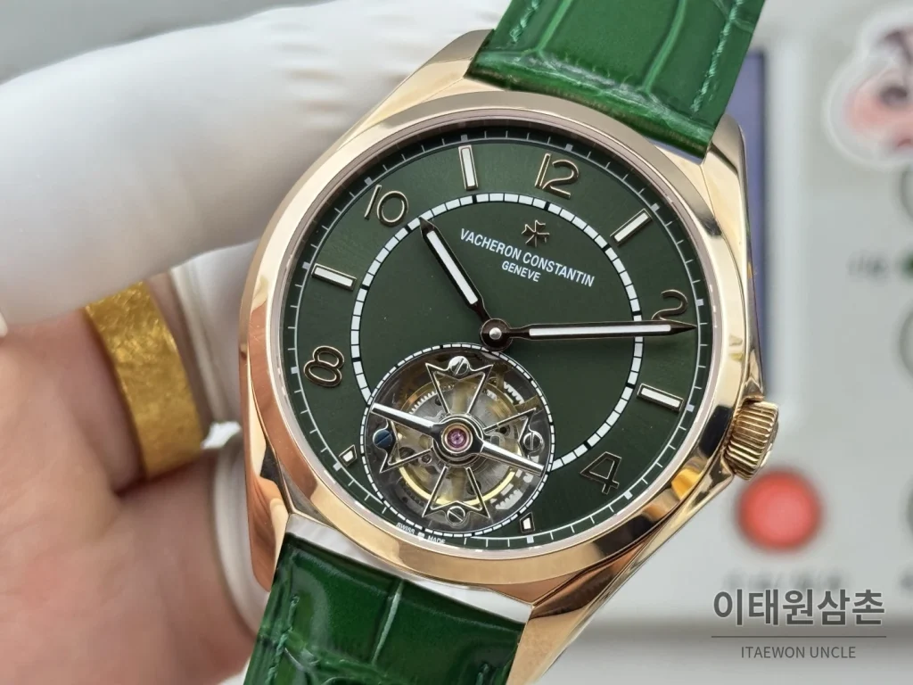 바쉐론콘스탄틴 피프티식스 18K 로즈골드 투르비용 오토매틱 41mm 실버 그린 가죽 스트랩
