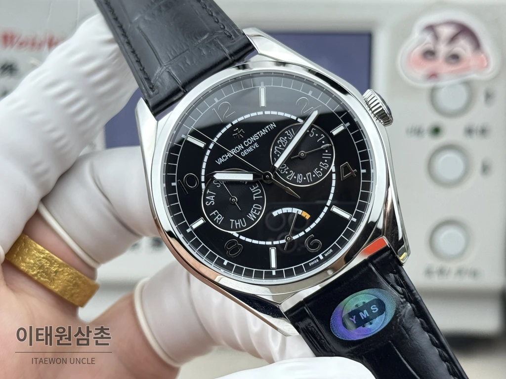 바쉐론콘스탄틴 피프티식스 데이데이트 블랙다이얼 카프스킨 오토매틱 40mm