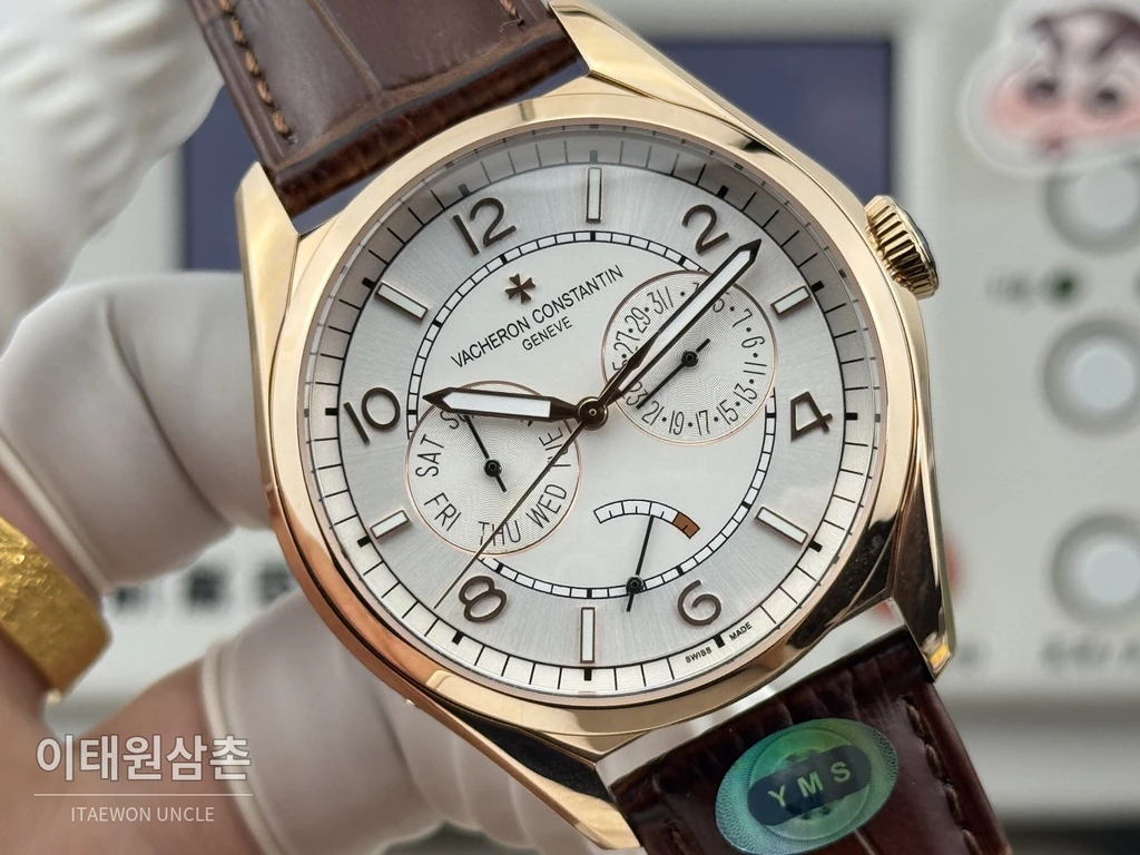 바쉐론콘스탄틴 피프티식스 데이데이트 로즈골드베젤 그레이다이얼 카프스킨 오토매틱 40mm