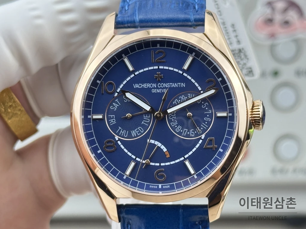 바쉐론콘스탄틴 피프티식스 데이데이트 로즈골드베젤 네이비다이얼 카프스킨 오토매틱 40mm