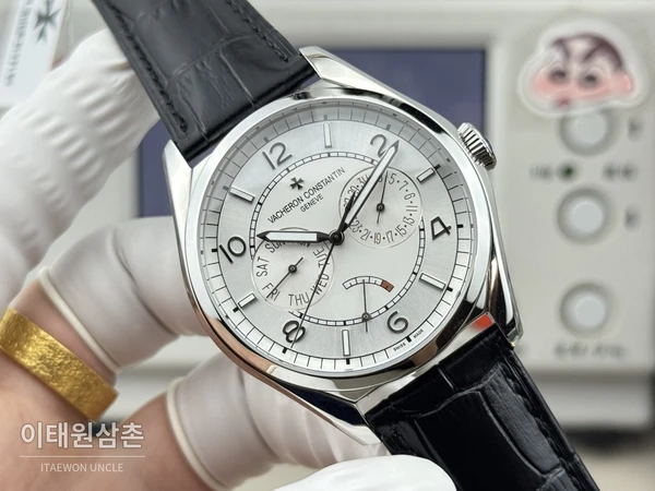 바쉐론콘스탄틴 피프티식스 데이데이트 실버다이얼 카프스킨 오토매틱 40mm