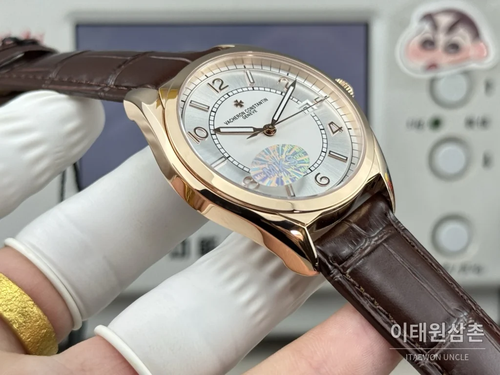 바쉐론콘스탄틴 피프티식스 가죽밴드 오토매틱 40mm 실버 다이얼 로즈골드 베젤