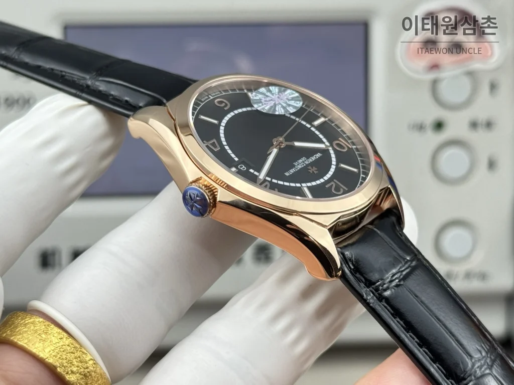바쉐론콘스탄틴 피프티식스 가죽밴드 오토매틱 40mm 블랙 다이얼 로즈골드 베젤
