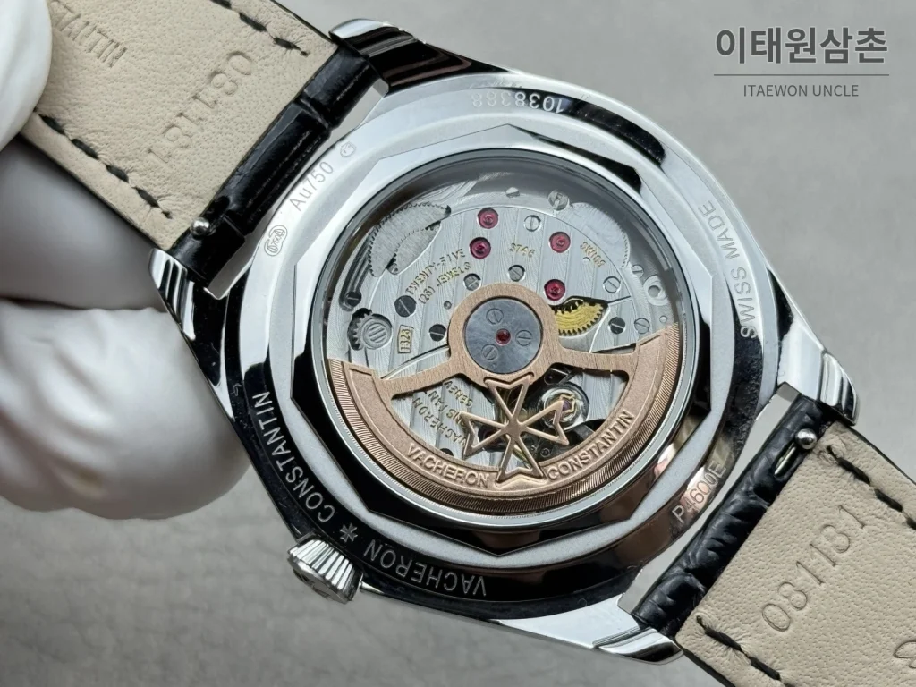 바쉐론콘스탄틴 피프티식스 가죽밴드 오토매틱 40mm 실버 다이얼