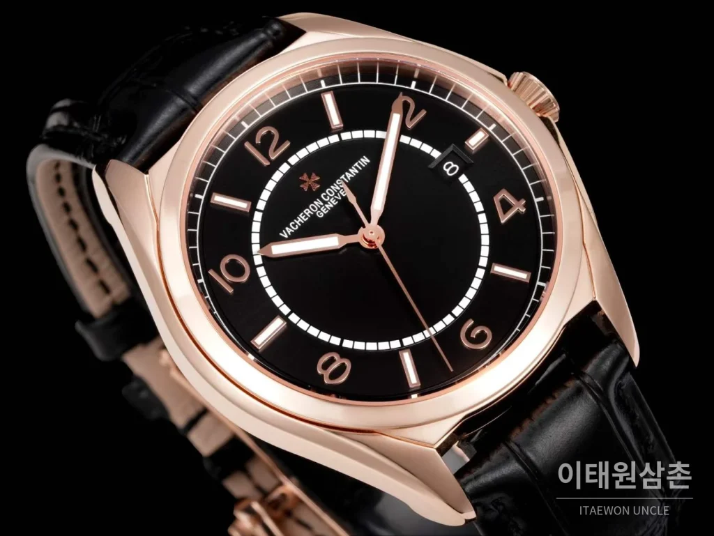 바쉐론콘스탄틴 피프티식스 스틸 블랙다이얼 오토매틱 40mm