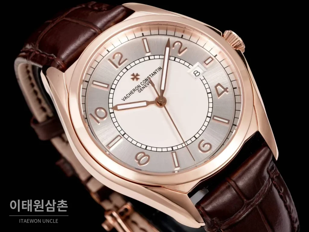 바쉐론콘스탄틴 피프티식스 스틸 실버골드다이얼 오토매틱 40mm