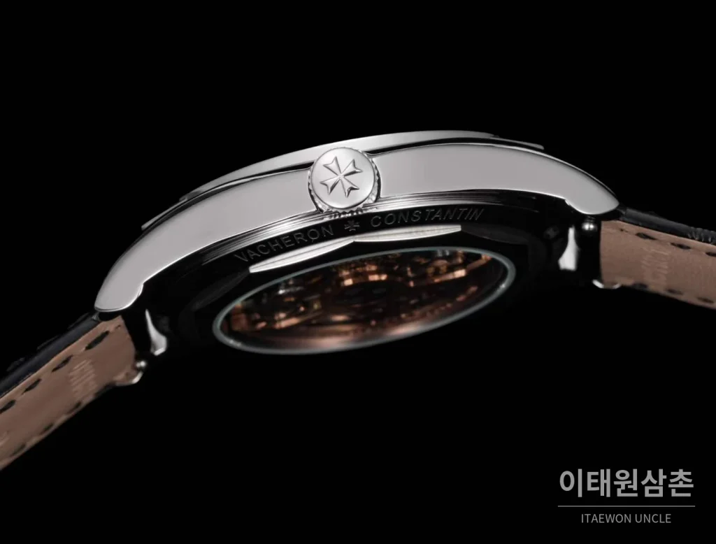 바쉐론콘스탄틴 피프티식스 스틸 그레이다이얼 오토매틱 40mm 화이트