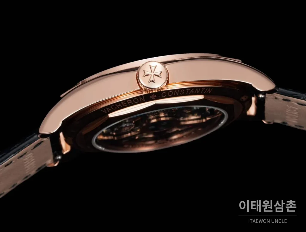 바쉐론콘스탄틴 피프티식스 스틸 블랙다이얼 오토매틱 40mm