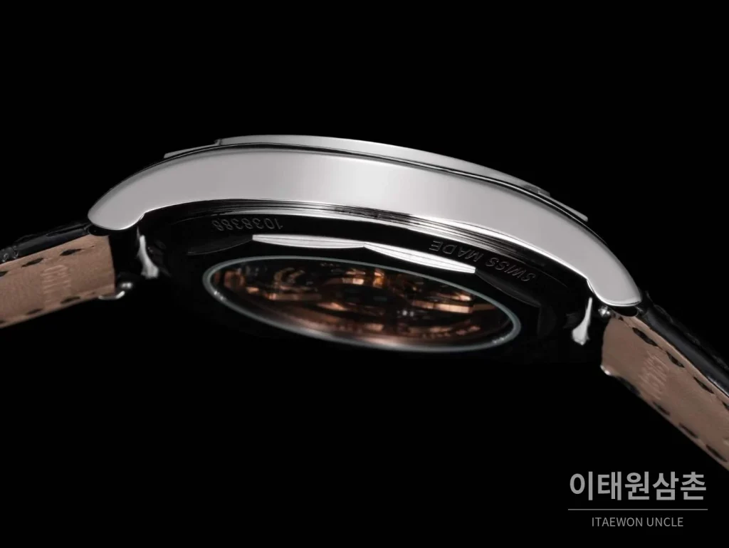 바쉐론콘스탄틴 피프티식스 스틸 그레이다이얼 오토매틱 40mm 화이트