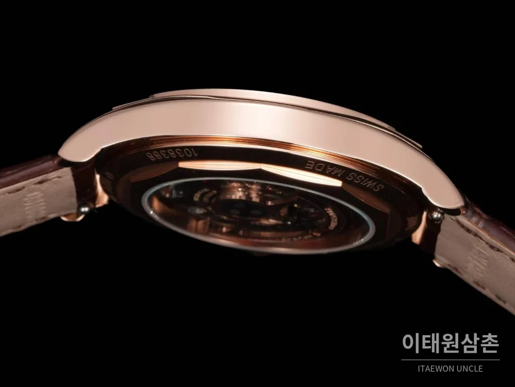 바쉐론콘스탄틴 피프티식스 스틸 실버골드다이얼 오토매틱 40mm