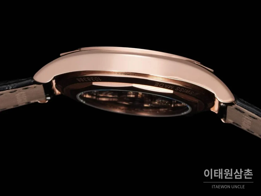 바쉐론콘스탄틴 피프티식스 스틸 블랙다이얼 오토매틱 40mm