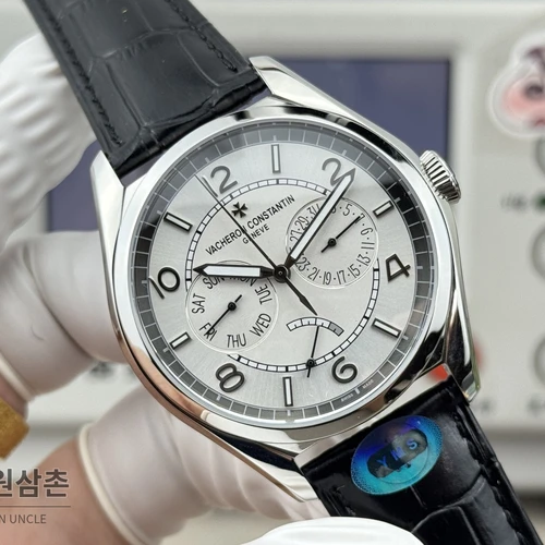 바쉐론콘스탄틴 피프티식스 투톤다이얼 카프스킨 오토매틱 40mm 바쉐론콘스탄틴 피프티식스 투톤다이얼 카프스킨 오토매틱 40mm