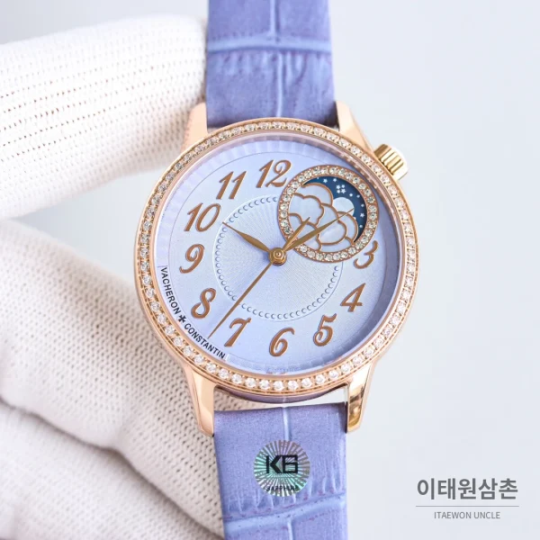 바쉐론콘스탄틴 에제리 스틸 다이아 문페이즈 오토매틱 37mm 아이스블루 다이얼 퍼플 가죽 스트랩