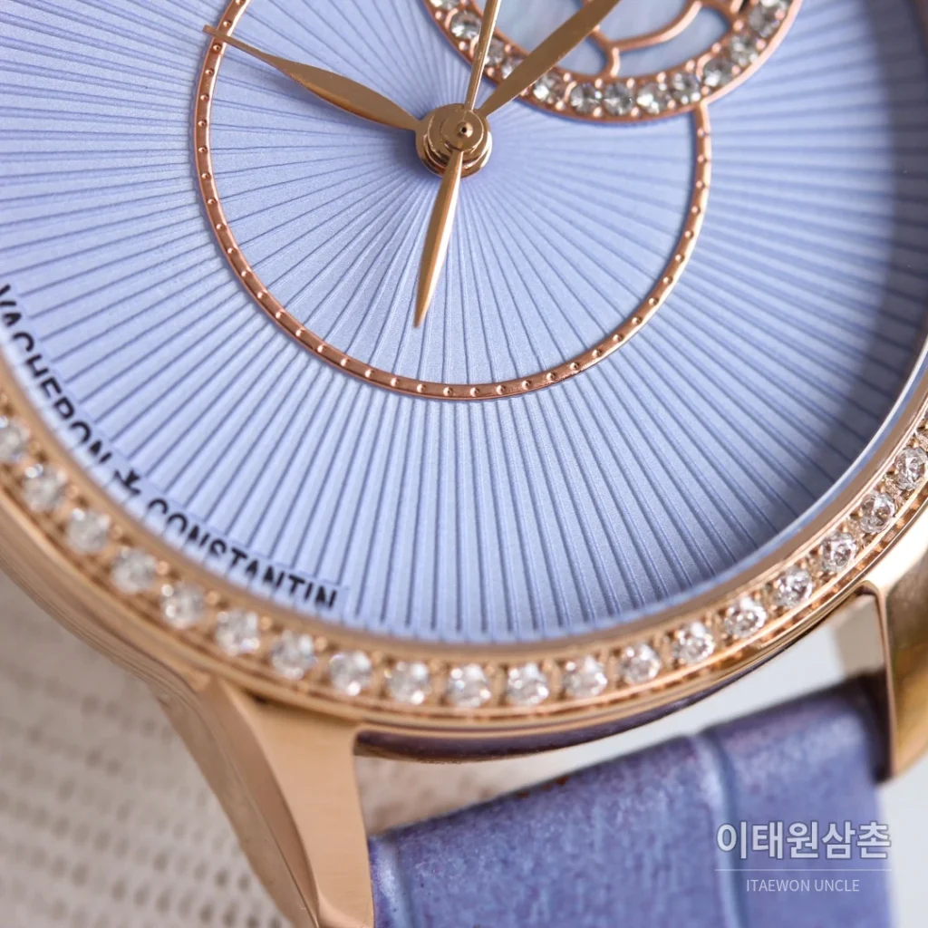 바쉐론콘스탄틴 에제리 스틸 다이아 문페이즈 오토매틱 37mm 아이스블루 다이얼 퍼플 가죽 스트랩 (2)