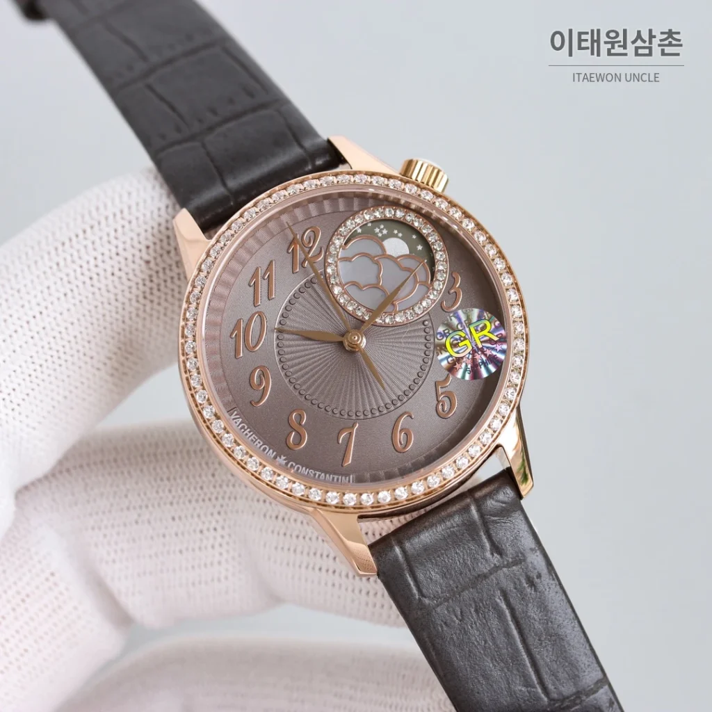 바쉐론콘스탄틴 에제리 스틸 다이아 문페이즈 오토매틱 37mm 그레이 다이얼 레드 가죽 스트랩