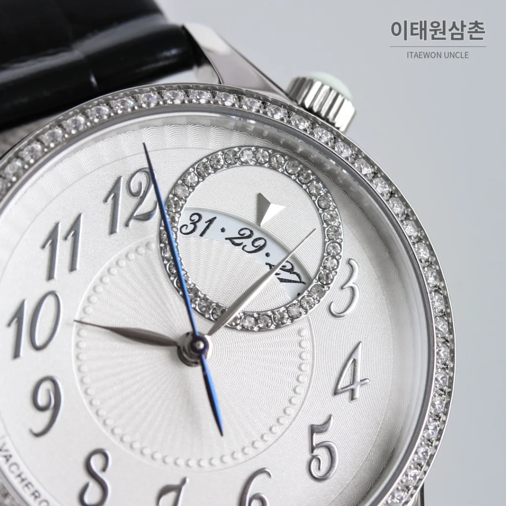 바쉐론콘스탄틴 에제리 스틸 다이아 문페이즈 오토매틱 37mm 화이트 다이얼 블랙 가죽 스트랩