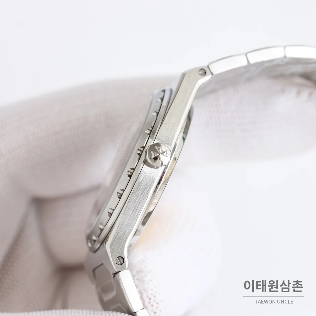 바쉐론콘스탄틴 히스토릭 222 스틸 블루다이얼 오토매틱 37mm