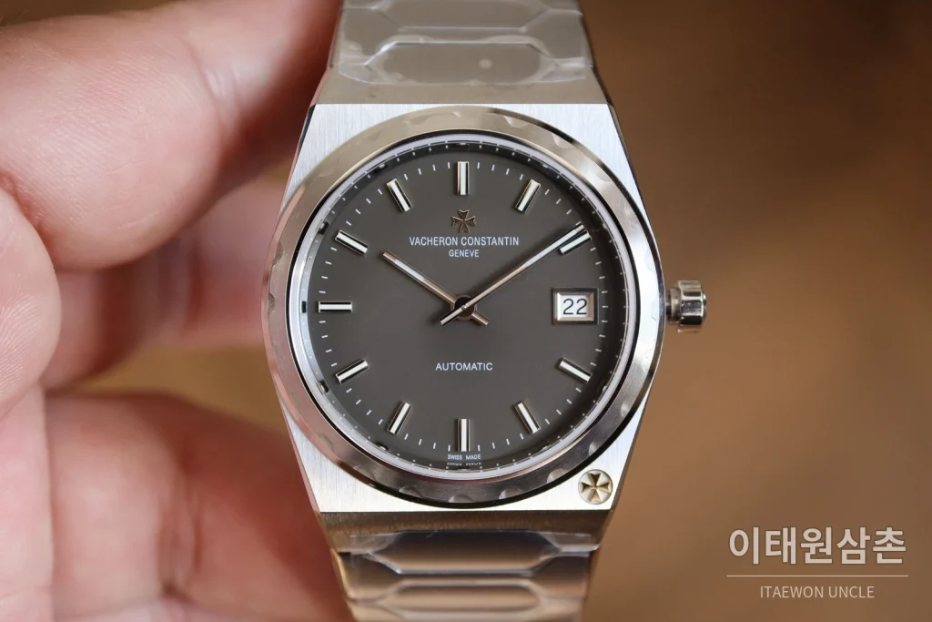 바쉐론콘스탄틴 히스토릭 222 스틸 브레이슬릿 오토매틱 37mm 실버