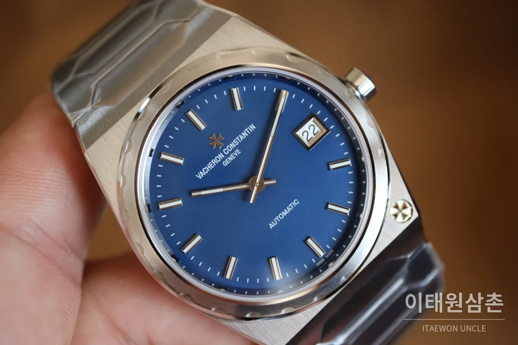바쉐론콘스탄틴 히스토릭 222 스틸 브레이슬릿 오토매틱 37mm 실버 (3)