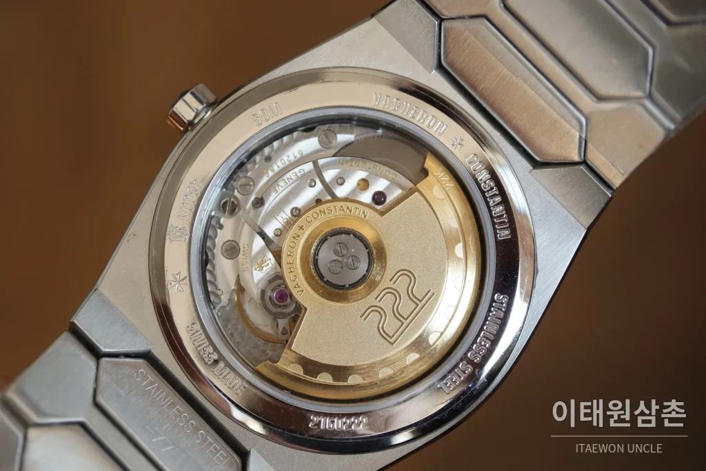 바쉐론콘스탄틴 히스토릭 222 스틸 브레이슬릿 오토매틱 37mm 실버 (3)