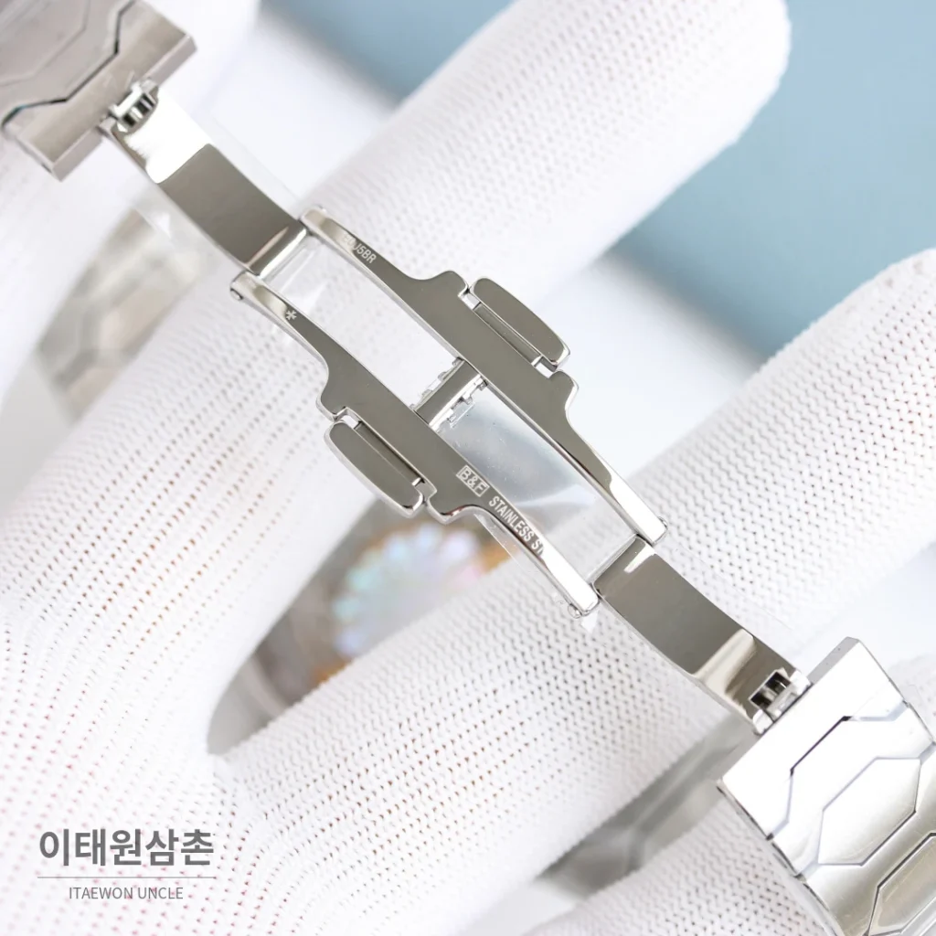 바쉐론콘스탄틴 히스토릭 222 스틸 그레이다이얼 오토매틱 37mm