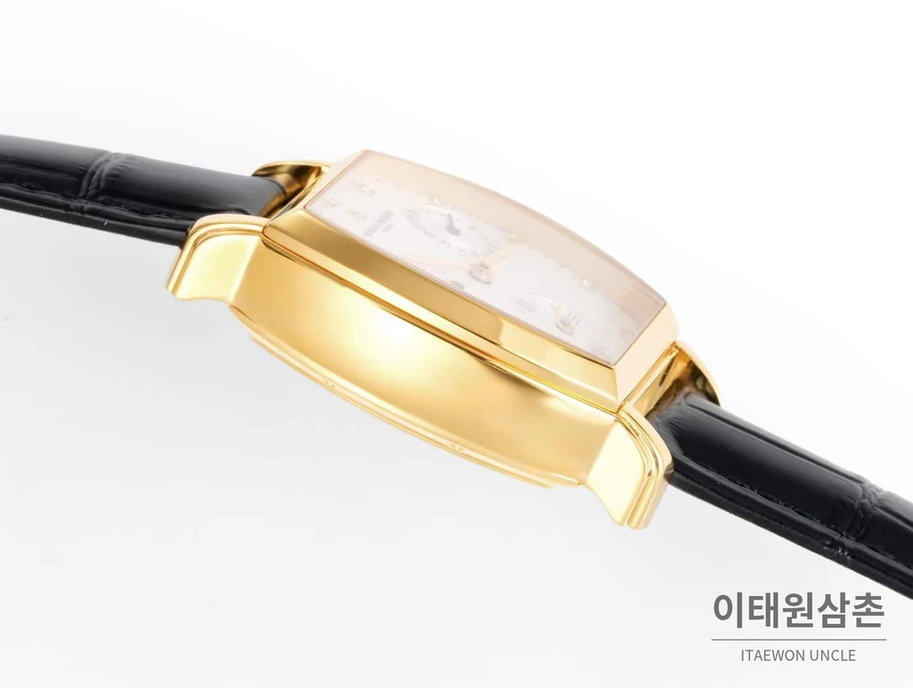 바쉐론콘스탄틴 말테 옐로우골드 베젤 화이트다이얼 듀얼타임 오토매틱 48mm 블랙 가죽 스트랩