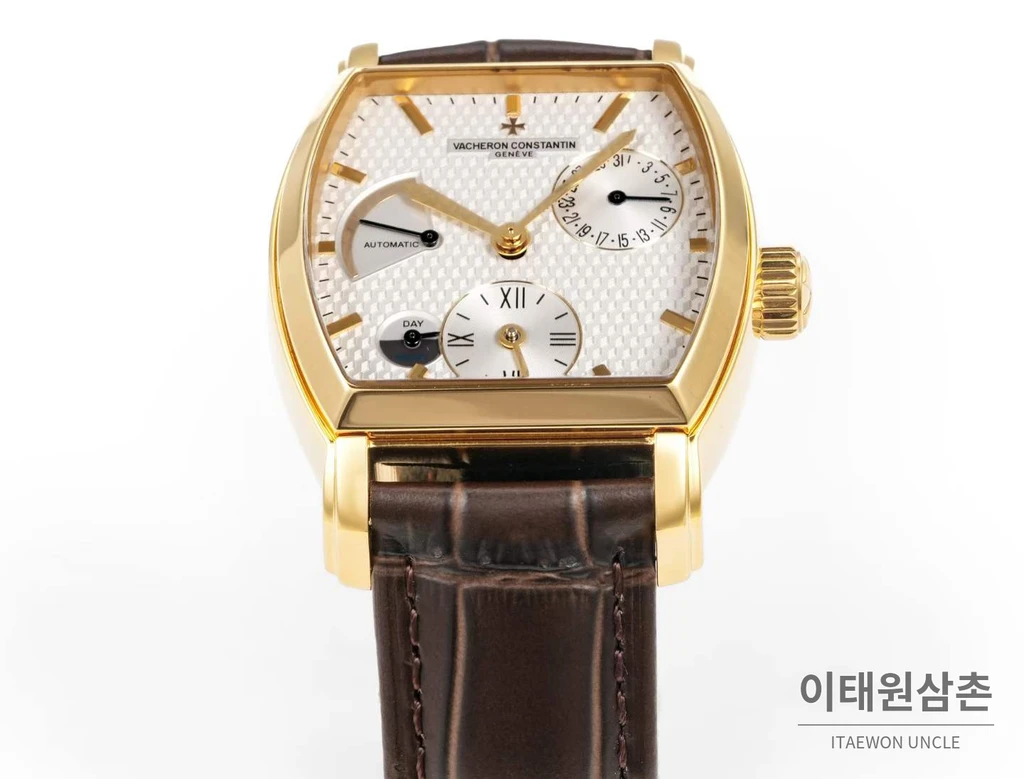바쉐론콘스탄틴 말테 옐로우골드 베젤 화이트다이얼 듀얼타임 오토매틱 48mm 브라운 가죽 스트랩