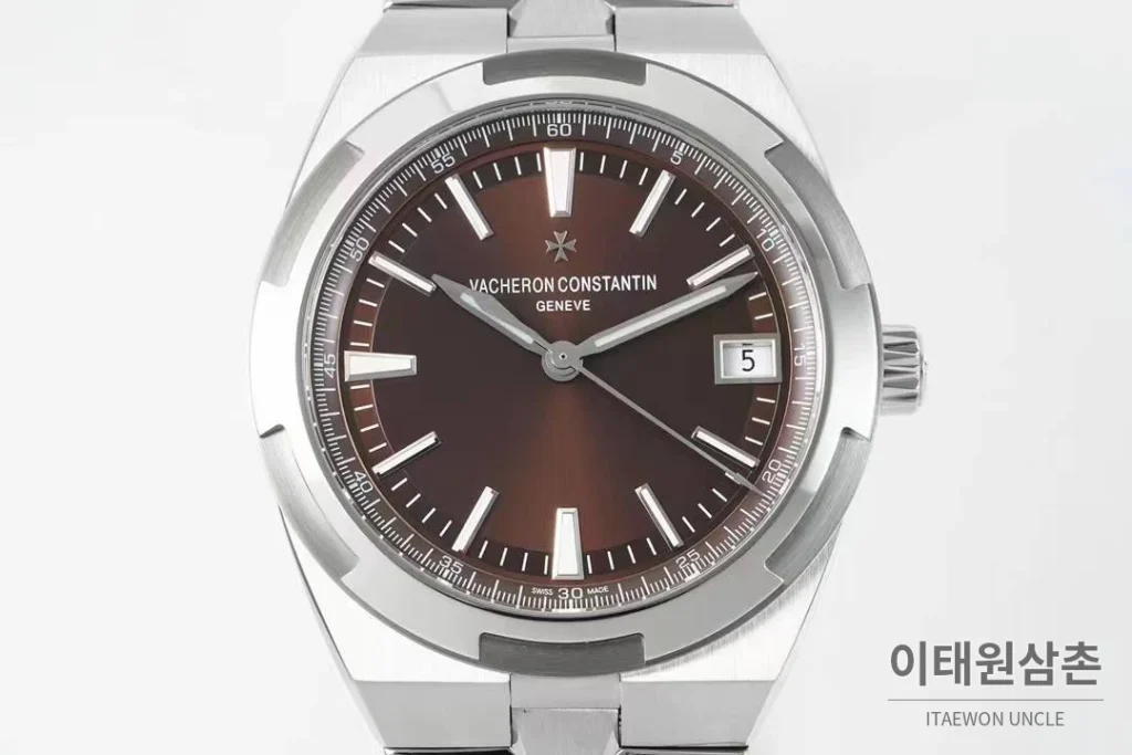 바쉐론콘스탄틴 콘스탄틴 오버시즈 4500 블루 다이얼 오토매틱 41mm (4)