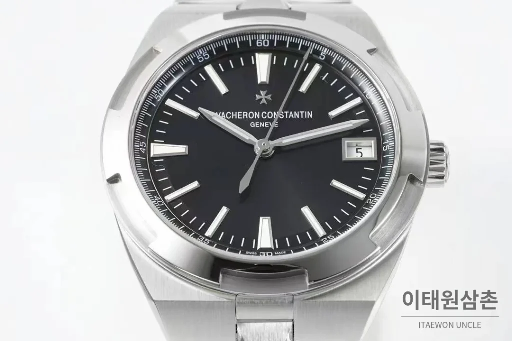 바쉐론콘스탄틴 콘스탄틴 오버시즈 4500 블루 다이얼 오토매틱 41mm (2)
