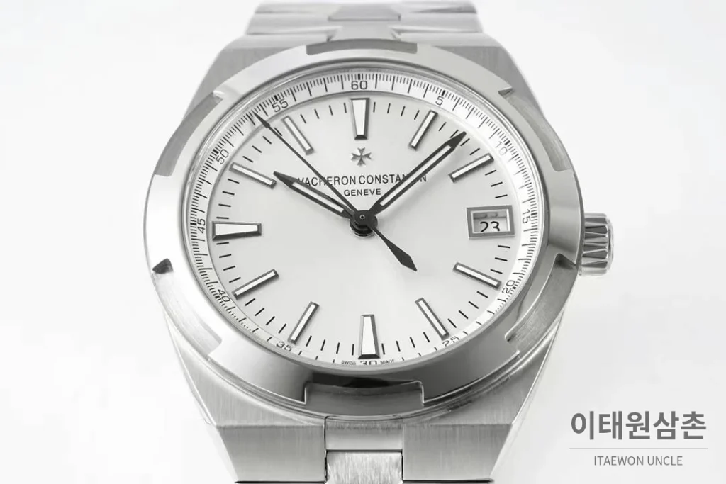 바쉐론콘스탄틴 콘스탄틴 오버시즈 4500 블루 다이얼 오토매틱 41mm (3)