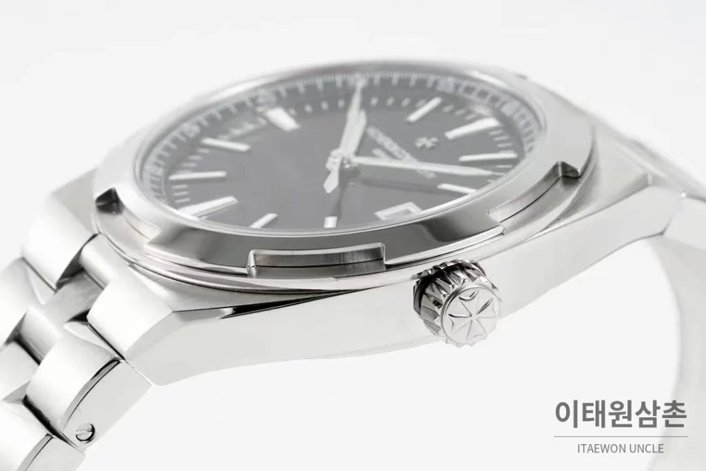 바쉐론콘스탄틴 콘스탄틴 오버시즈 4500 블루 다이얼 오토매틱 41mm (2)