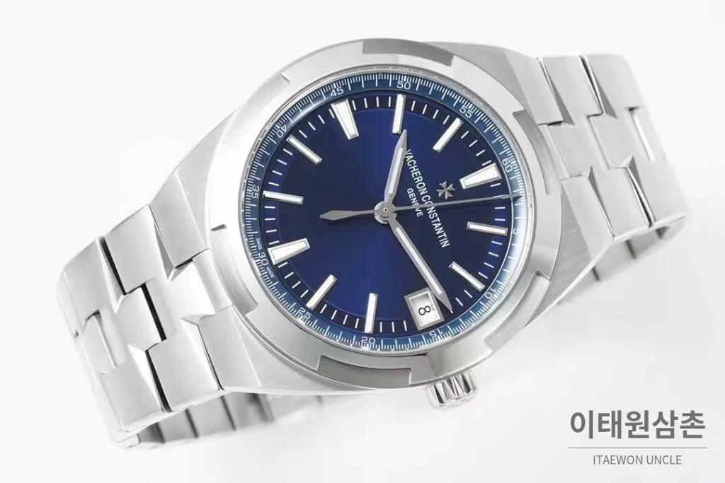 바쉐론콘스탄틴 콘스탄틴 오버시즈 4500 블루 다이얼 오토매틱 41mm