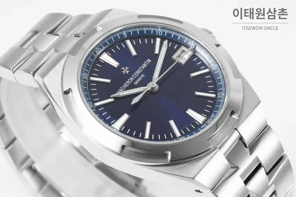 바쉐론콘스탄틴 콘스탄틴 오버시즈 4500 블루 다이얼 오토매틱 41mm