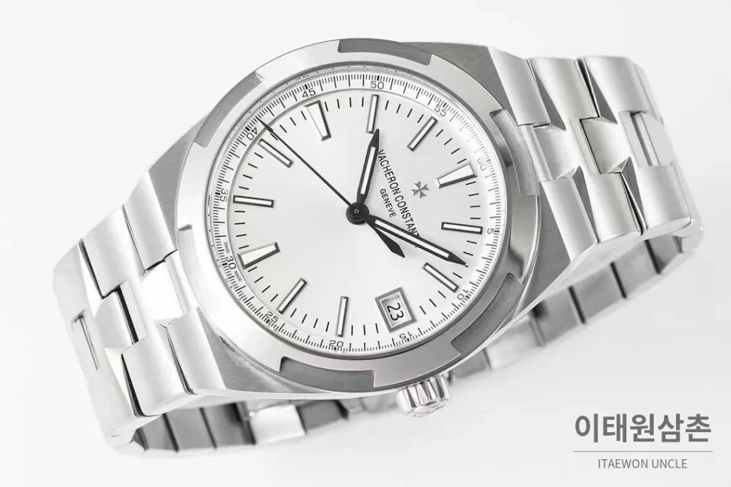 바쉐론콘스탄틴 콘스탄틴 오버시즈 4500 블루 다이얼 오토매틱 41mm (3)